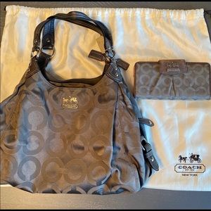 Coach purse and wallet